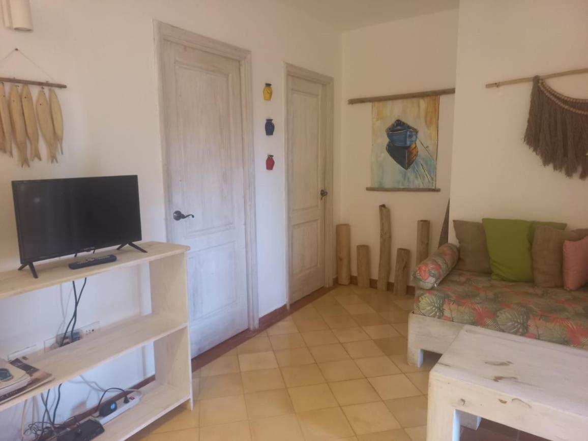 Hotel - Residencial Madrugada لاس تاريناس المظهر الخارجي الصورة