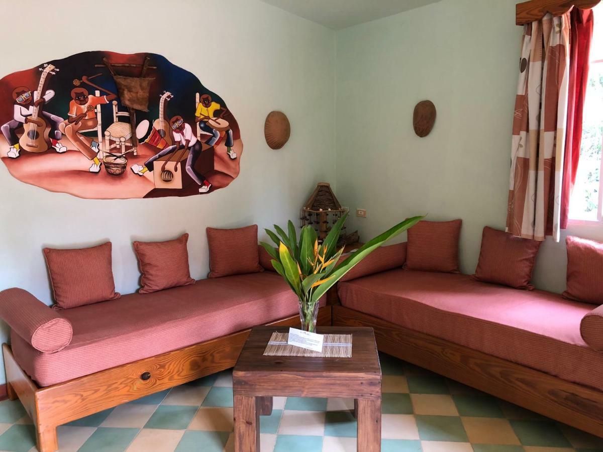 Hotel - Residencial Madrugada لاس تاريناس المظهر الخارجي الصورة
